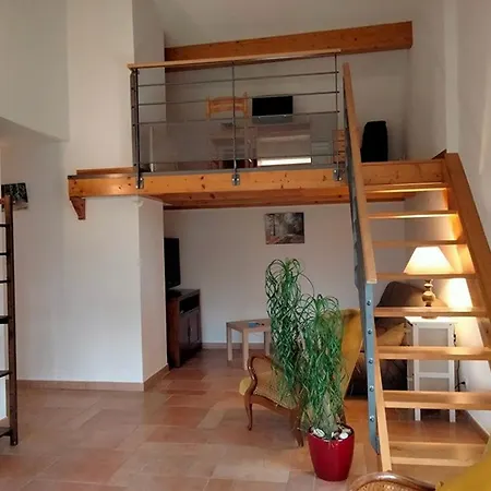 Renove Au Calme Avec Parking Prive Et Wifi Gratuit A - Fr-1-582-332 Feriehus