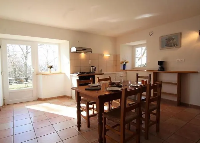 Holiday home Renove Au Calme Avec Parking Prive Et Wifi Gratuit A - Fr-1-582-332 *